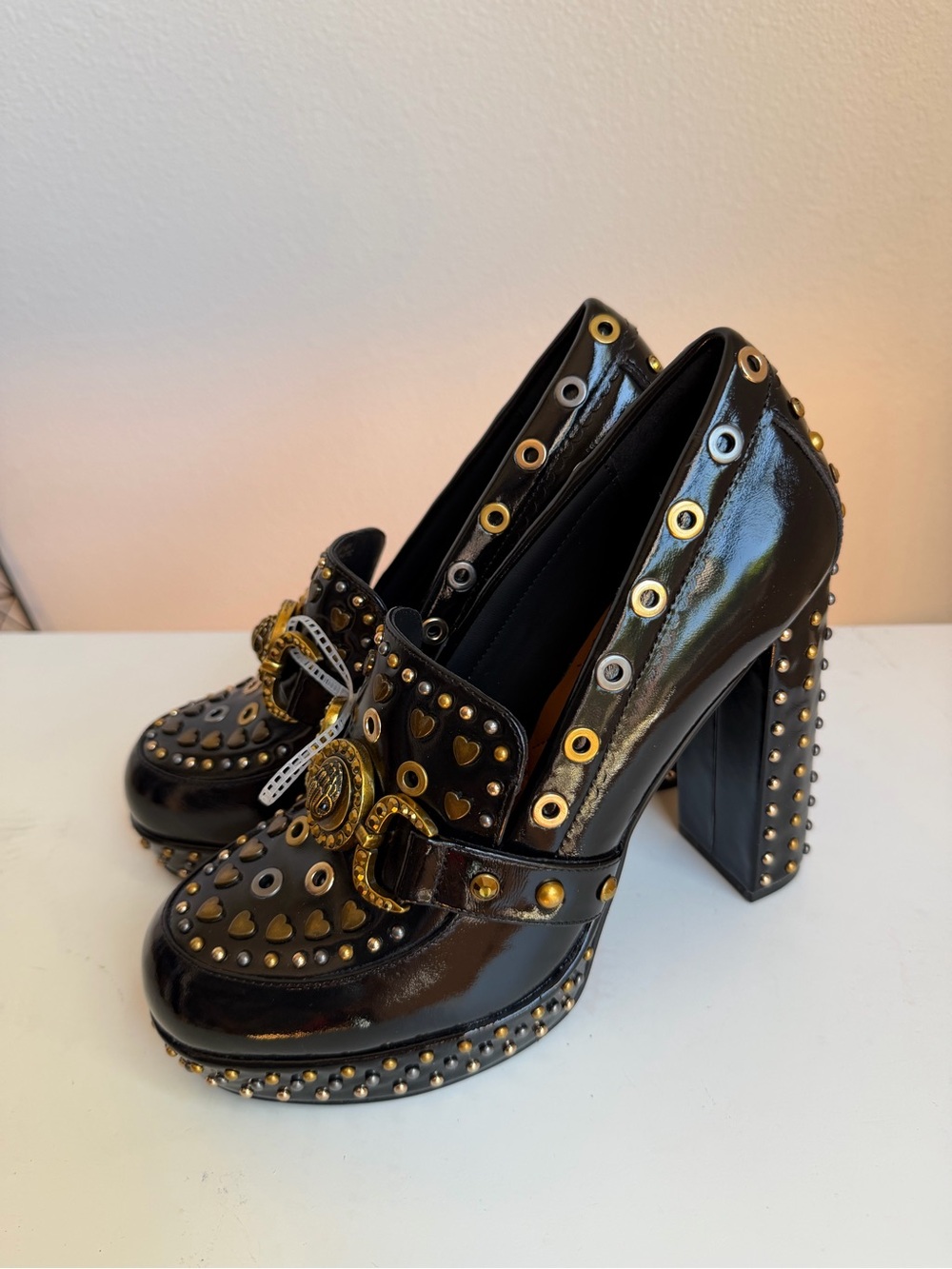 NWT Kurt Geiger Black Patent Loafers with Gold Heart Stud & Grommet Detail Sz 40 - Picture 14 of 15